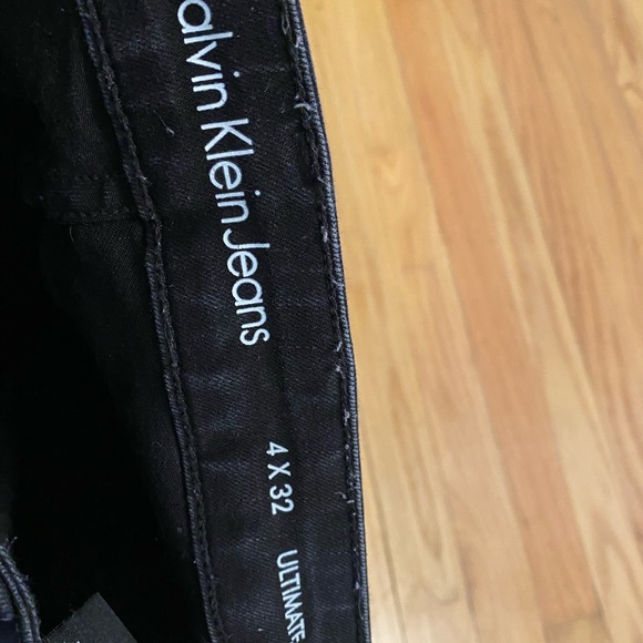 3/$25 JEANS! Black jeans Straight leg - Picture 2 of 2